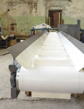 Ленточный конвейер с пищевой лентой