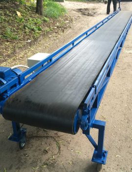 Belt conveyor mobile with adjustable